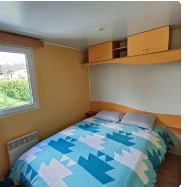 Mobil Home For Chilling Out Camping Park *** Foix Bagian luar foto